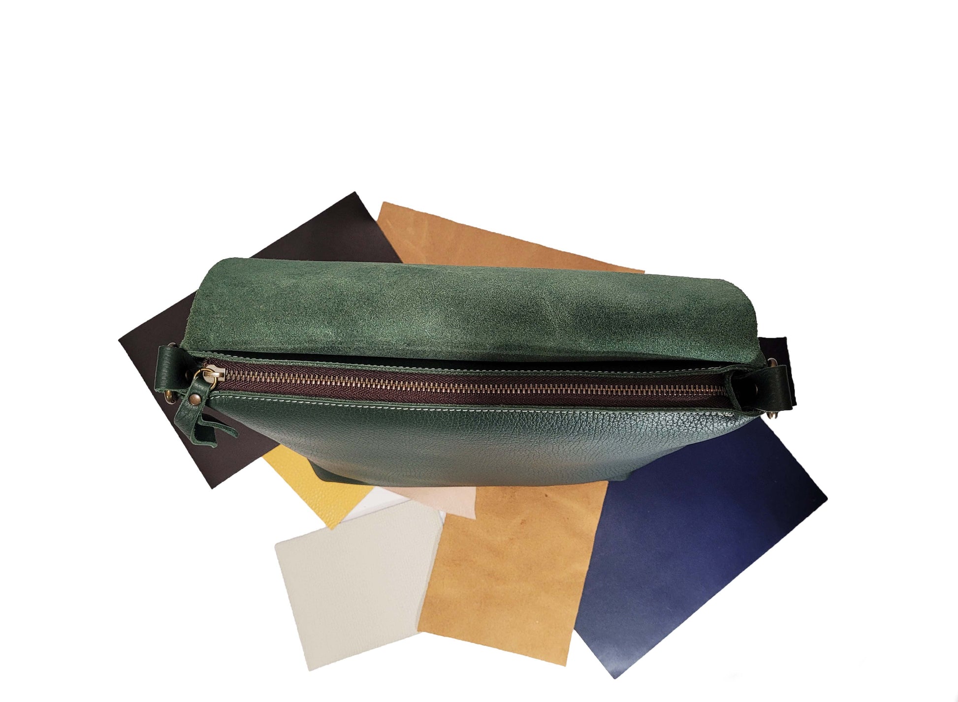 Sac bandoulière en cuir grainé vert forêt - O'Cuir