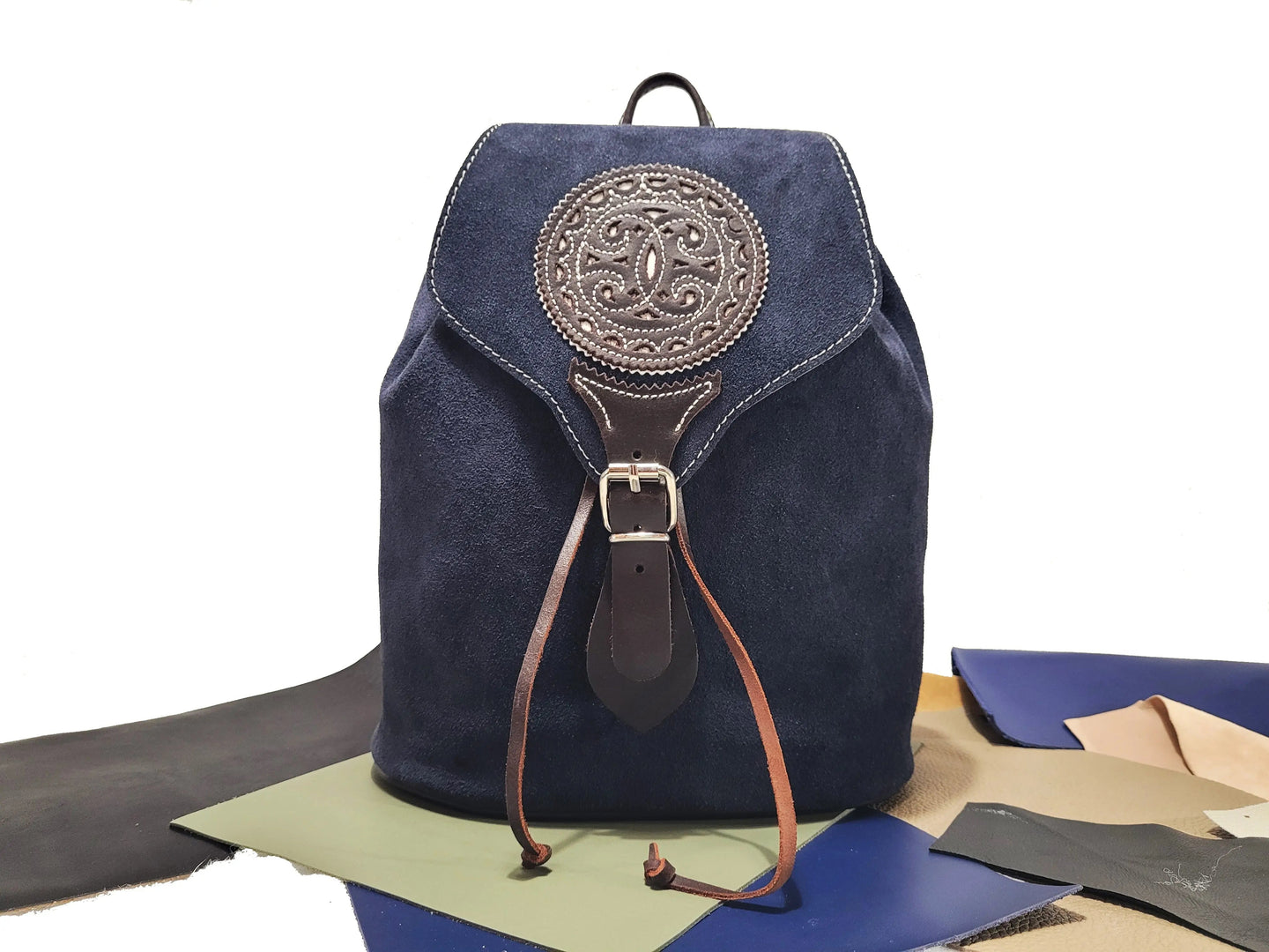 Sac à dos en daim de style bohème - O'Cuir